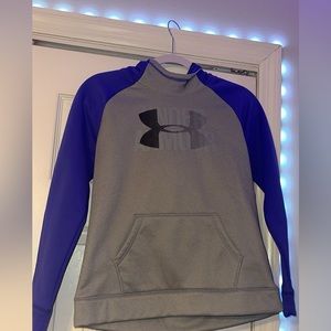 Youth XL Under Armour Hoodie